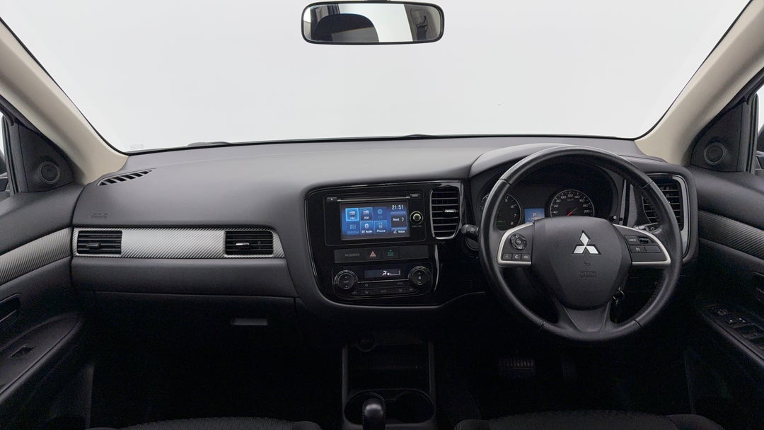 2014 Mitsubishi Outlander Es (4x4), Automatic, 114902 km, Dashboard View