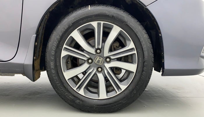 2017 Honda City V MT PETROL, Petrol, Manual, 59,084 km, Right Front Wheel