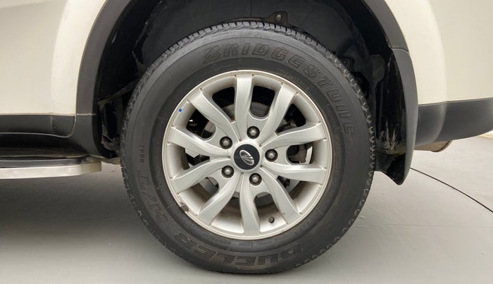 2017 Mahindra XUV500 W10 1.99, Diesel, Manual, 71,597 km, Left Rear Wheel