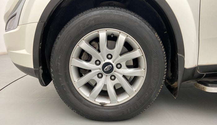 2017 Mahindra XUV500 W10 1.99, Diesel, Manual, 71,597 km, Left Front Wheel