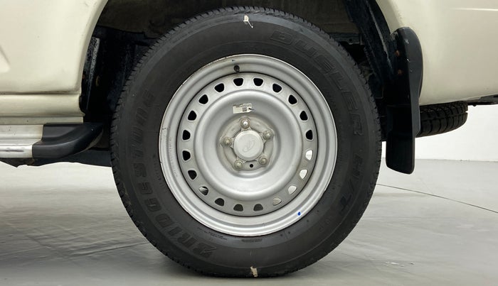 2014 Mahindra Scorpio S4, Diesel, Manual, 65,048 km, Left Rear Wheel