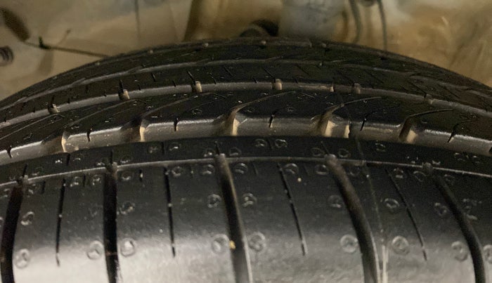 2018 Honda WR-V 1.5 i-DTEC VX MT, Diesel, Manual, 50,148 km, Left Front Tyre Tread