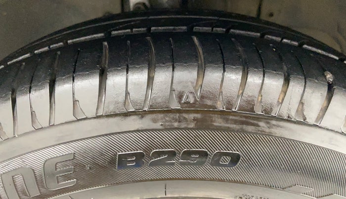 2012 Ford Figo 1.4 TITANIUM DURATORQ, Diesel, Manual, 69,769 km, Right Front Tyre Tread