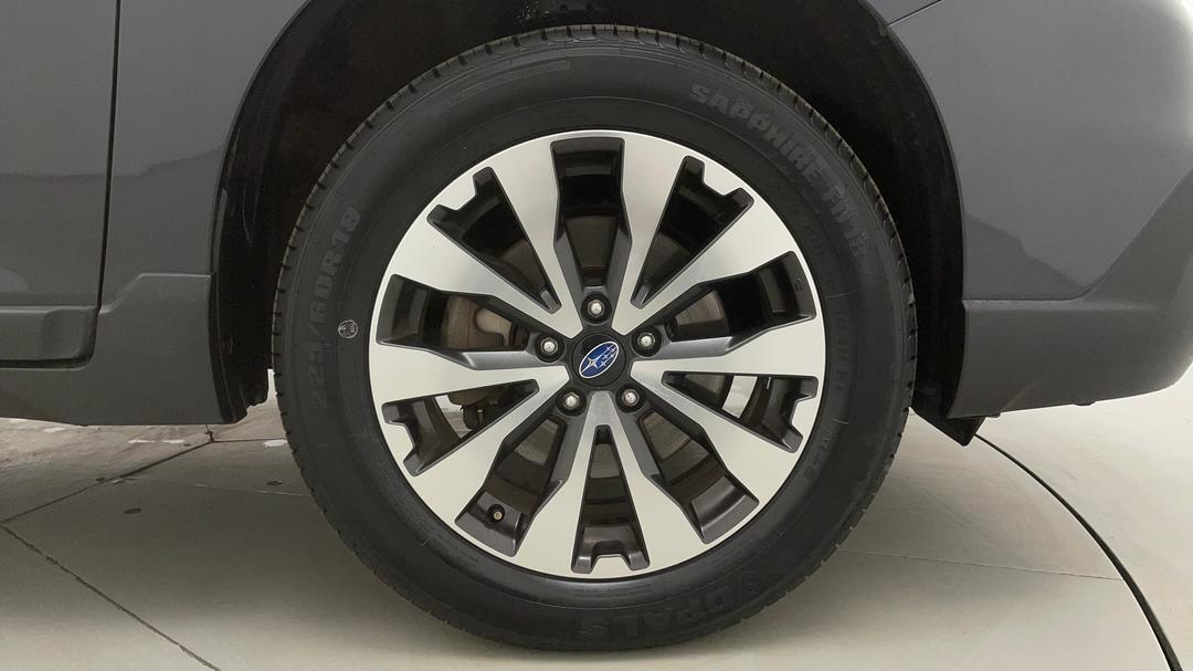 2017 Subaru Outback 2.5i  Awd, Automatic, 146699 km, Right Front Wheel