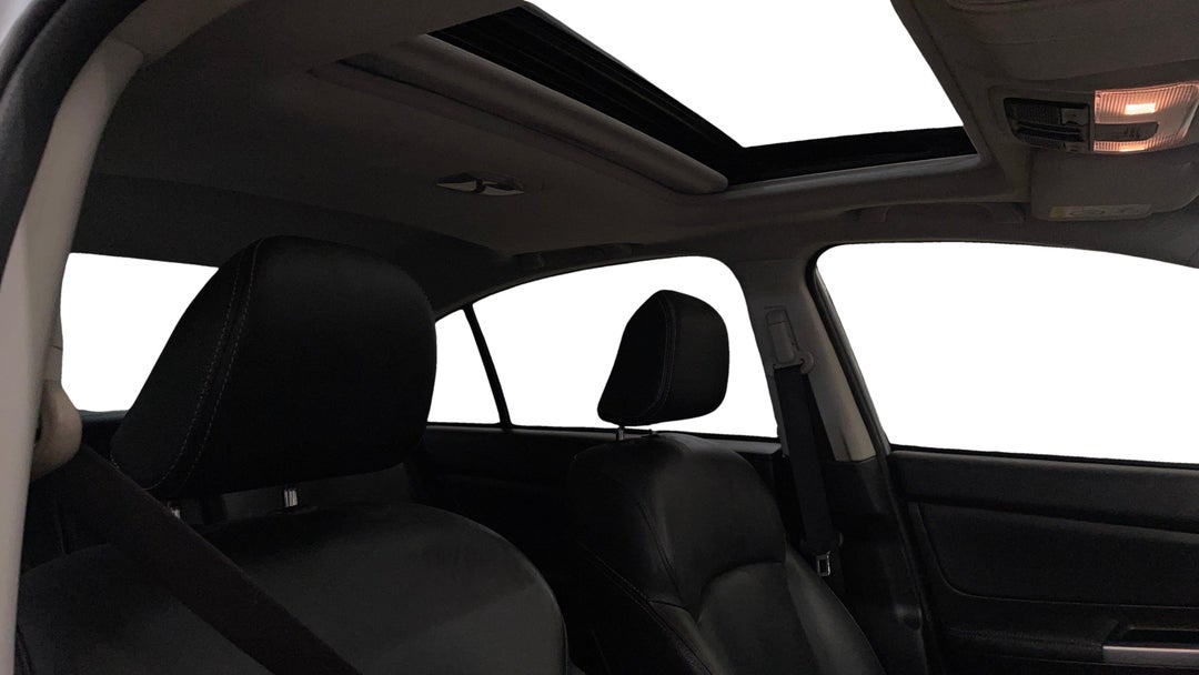 Interior Sunroof/Moonroof