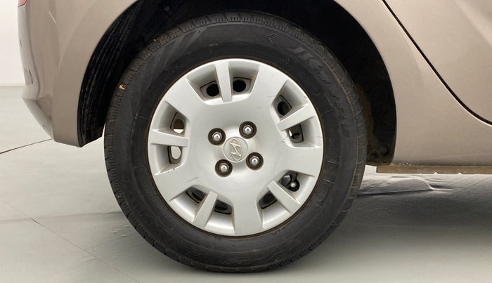 2014 Hyundai i20 MAGNA O 1.2, Petrol, Manual, 41,332 km, Right Rear Wheel