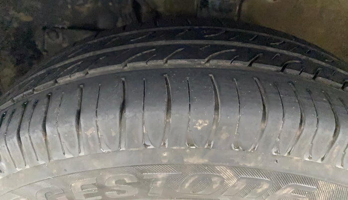 2019 Maruti New Wagon-R VXI 1.0, Petrol, Manual, 70,314 km, Left Front Tyre Tread