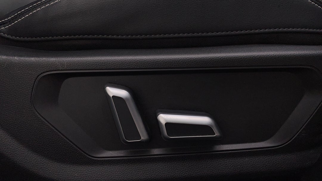 2022 GWM Haval Jolion Ultra Hybrid, Automatic, 41256 km, Drivers Side Adjustment Panel