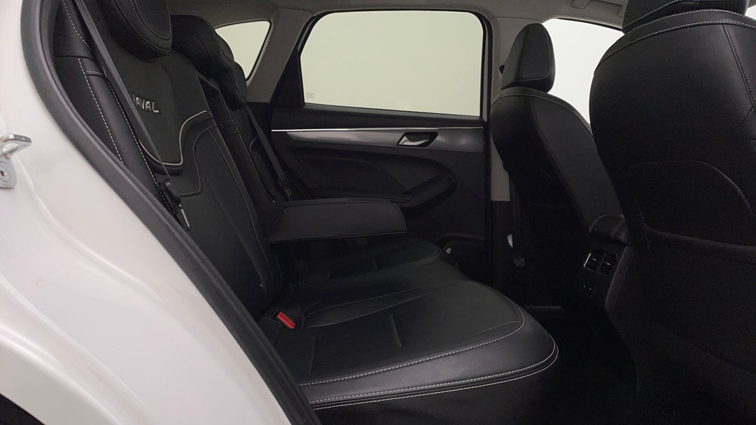 2022 GWM Haval Jolion Ultra Hybrid, Automatic, 41256 km, Right Side Rear Door Cabin View