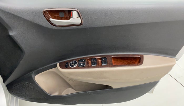 2014 Hyundai Grand i10 ASTA 1.2 (O) VTVT, Petrol, Manual, 82,326 km, Driver Side Door Panels Control
