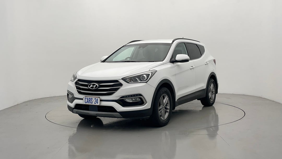 2017 Hyundai Santa Fe Active Crdi (4x4), Automatic, 115252 km, Left Front Diagonal (45- Degree) View