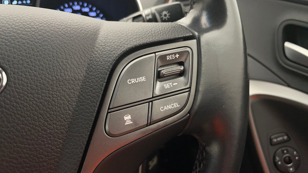 2017 Hyundai Santa Fe Active Crdi (4x4), Automatic, 115252 km, Cruise Control