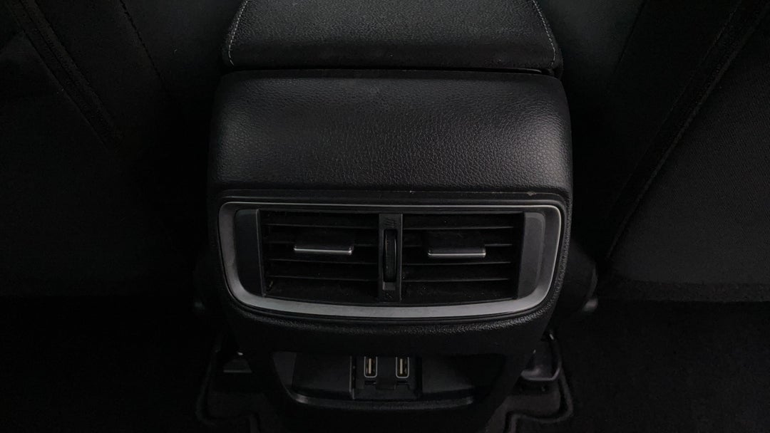 2017 Honda CR-V Vti (2wd), Automatic, 152648 km, Rear A/C Vent