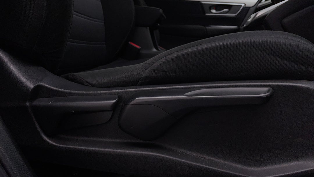 2017 Honda CR-V Vti (2wd), Automatic, 152648 km, Drivers Side Adjustment Panel