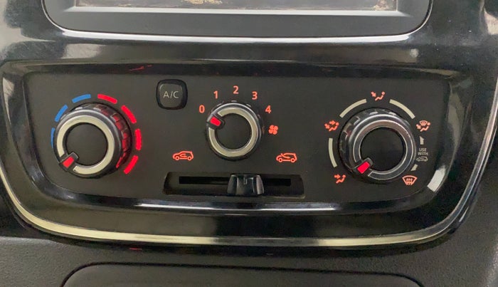 2017 Renault Kwid RXT 0.8 (O), Petrol, Manual, 49,595 km, Dashboard - Air Re-circulation knob is not working