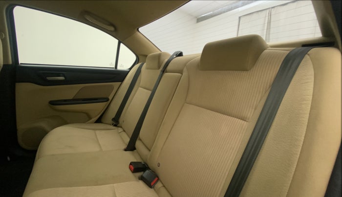 2020 Honda Amaze 1.2L I-VTEC V, Petrol, Manual, 30,688 km, Right Side Rear Door Cabin