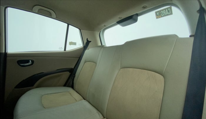 2011 Hyundai i10 MAGNA 1.1, Petrol, Manual, 87,283 km, Right Side Rear Door Cabin