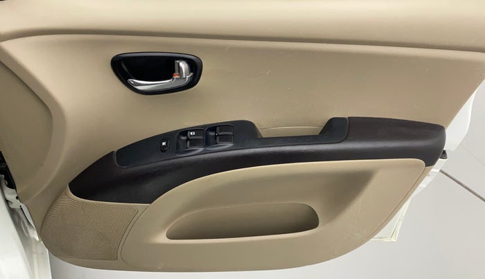 2011 Hyundai i10 MAGNA 1.1, Petrol, Manual, 87,283 km, Driver Side Door Panels Control