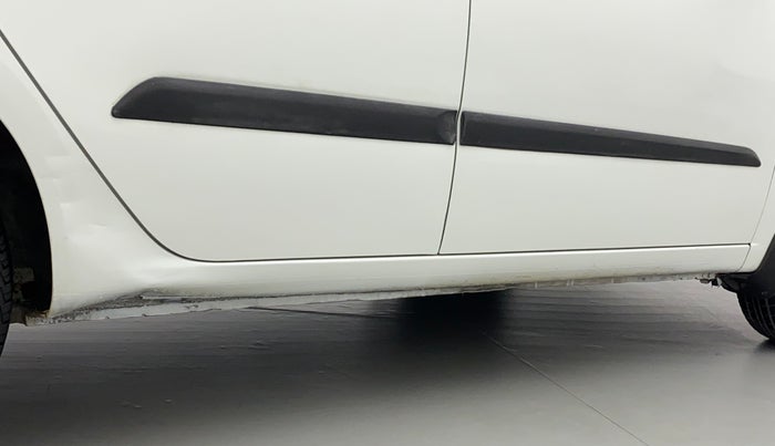 2011 Hyundai i10 MAGNA 1.1, Petrol, Manual, 87,283 km, Right running board - Paint is slightly faded