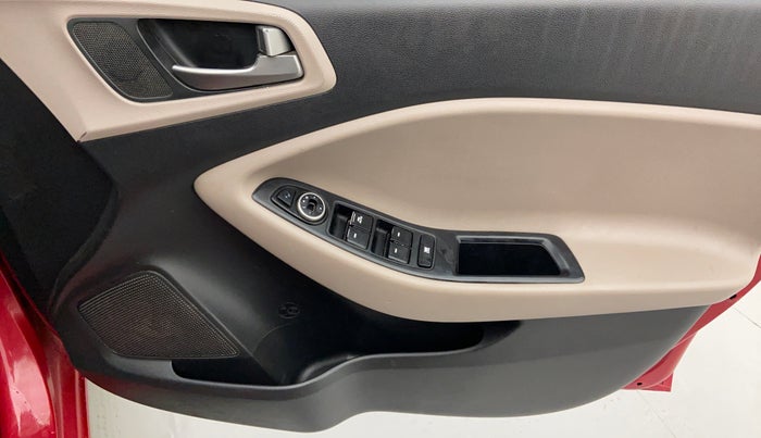 2014 Hyundai Elite i20 SPORTZ (O) 1.4, Diesel, Manual, 73,924 km, Driver Side Door Panels Control