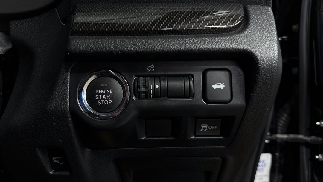 2015 Subaru WRX Premium (AWD), Manual, 92144 km, Utility Switches/Buttons