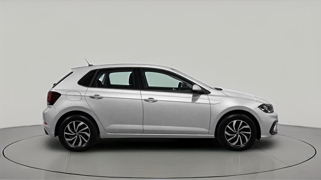 2024 Volkswagen Polo Life, Automatic, 27782 km, Right Side View