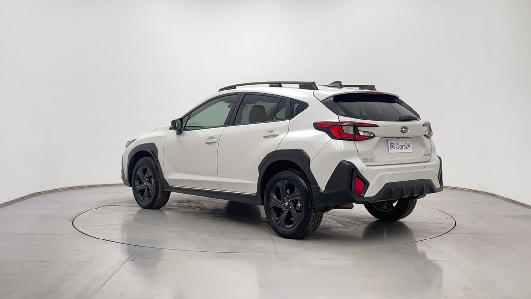 Left Back Diagonal (45- Degree) View