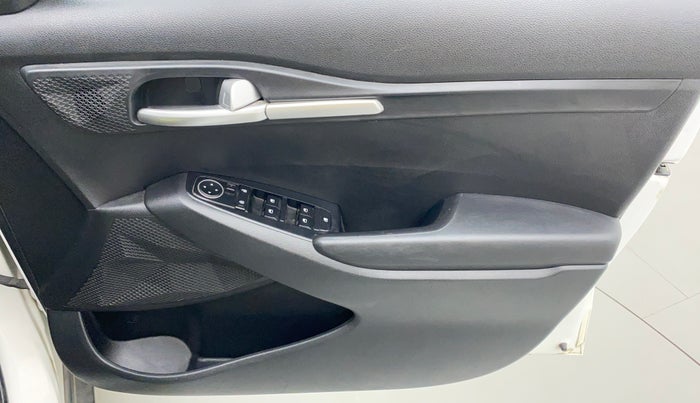 2019 KIA SELTOS HTK 1.5 DIESEL, Diesel, Manual, 53,070 km, Driver Side Door Panels Control