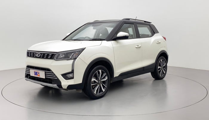 2020 Mahindra XUV300 W8 (O) DIESEL  AT, Diesel, Automatic, 23,797 km, Left Front Diagonal (45- Degree) View