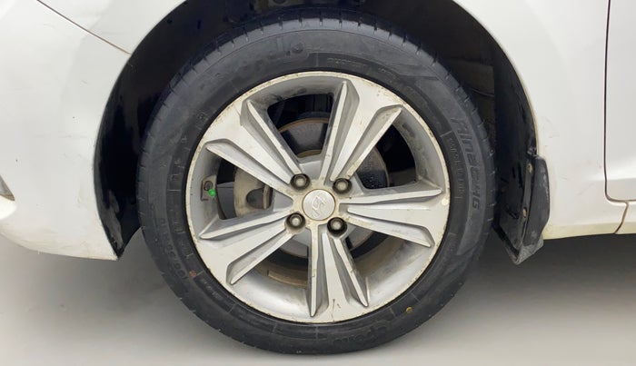 2017 Hyundai Verna 1.6 CRDI SX (O), Diesel, Manual, 89,336 km, Left Front Wheel