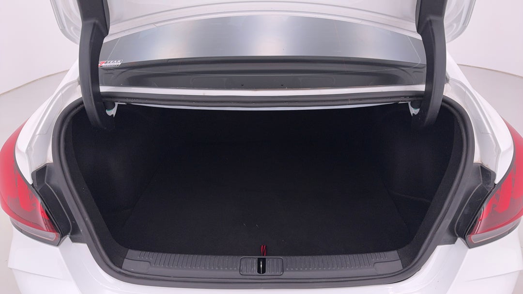 2023 MG Mg5 Vibe, Automatic, 21973 km, Boot Inside View