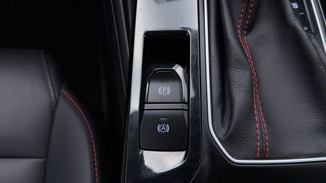 2023 MG Mg5 Vibe, Automatic, 21973 km, Handbrake