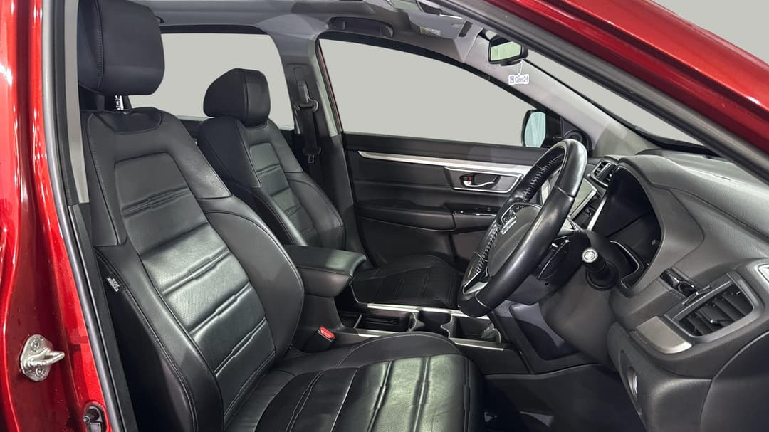 2017 Honda CR-V Vti-lx (AWD), Automatic, 89345 km, Right Side Front Door Cabin View