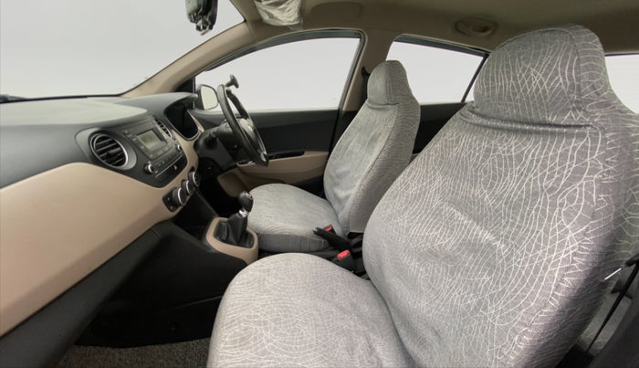 2016 Hyundai Grand i10 ASTA 1.2 (O) VTVT, Petrol, Manual, 16,742 km, Right Side Front Door Cabin