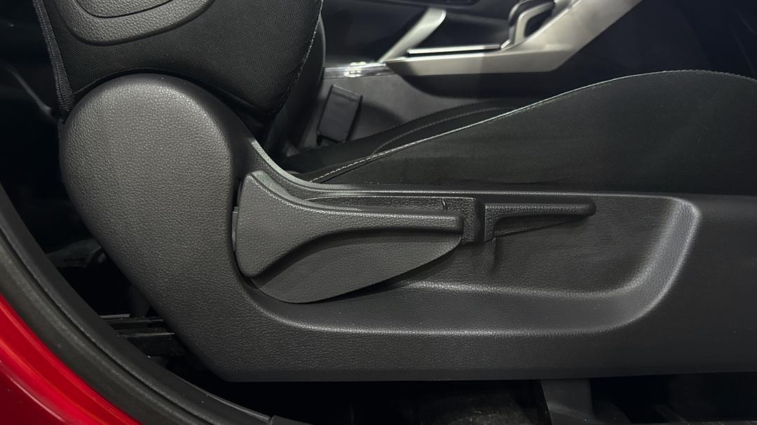 2018 Mitsubishi Eclipse Cross Ls (2WD), Automatic, 131682 km, Drivers Side Adjustment Panel