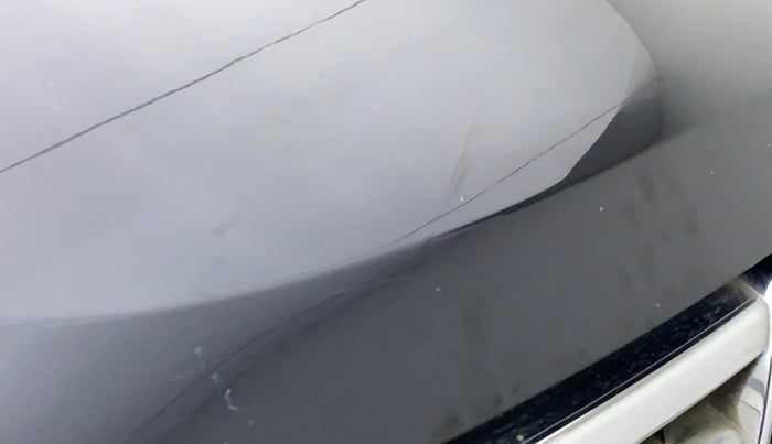 2015 Renault Duster 85 PS RXE, Diesel, Manual, 545 km, Bonnet (hood) - Minor scratches
