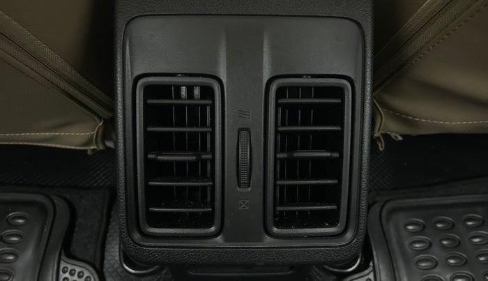 2016 Honda City V MT PETROL, Petrol, Manual, 54,805 km, Rear AC Vents