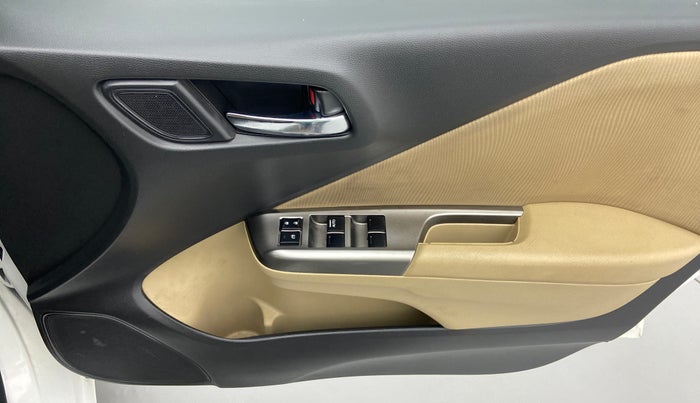 2016 Honda City V MT PETROL, Petrol, Manual, 54,805 km, Driver Side Door Panels Control