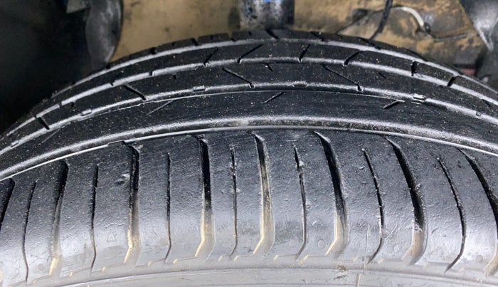 2019 Maruti Vitara Brezza VDI, Diesel, Manual, 66,366 km, Right Front Tyre Tread