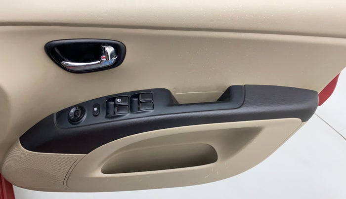 2012 Hyundai i10 SPORTZ 1.2 AT, Petrol, Automatic, 60,572 km, Driver Side Door Panels Control