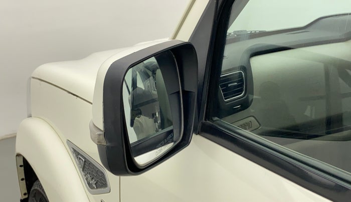 2019 Mahindra Scorpio S9, Diesel, Manual, 74,575 km, Left rear-view mirror - Mirror motor not working