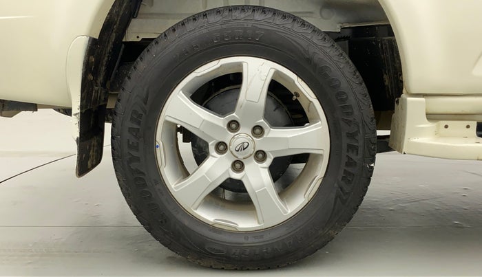 2019 Mahindra Scorpio S9, Diesel, Manual, 74,575 km, Right Rear Wheel