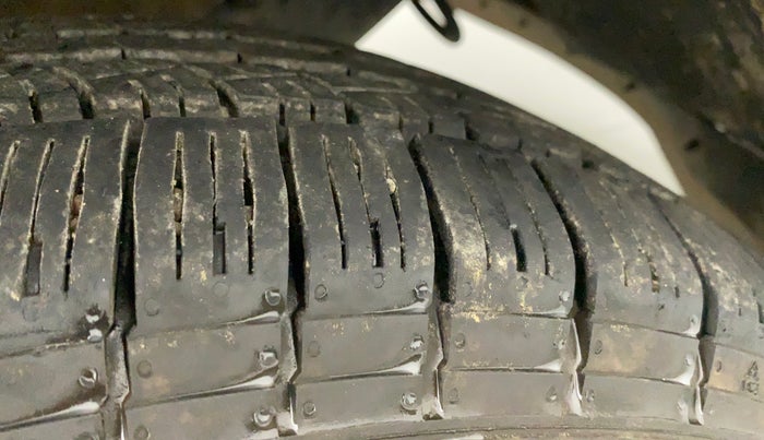 2019 Mahindra Scorpio S9, Diesel, Manual, 74,575 km, Right Front Tyre Tread