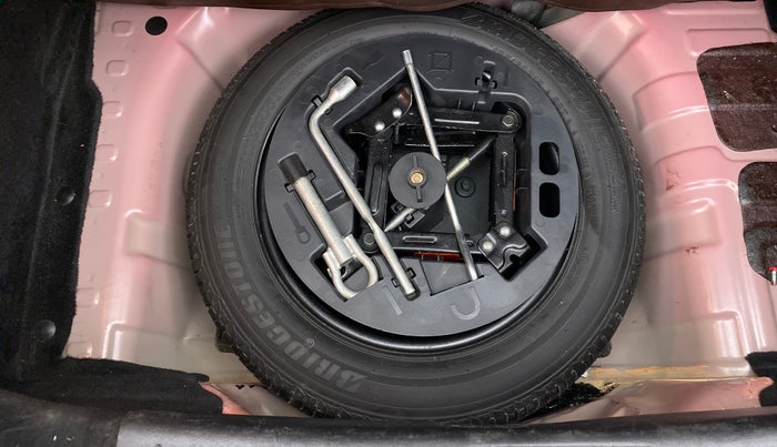 2019 Mahindra KUV 100 NXT K8 P 6 STR, Petrol, Manual, 57,454 km, Spare Tyre