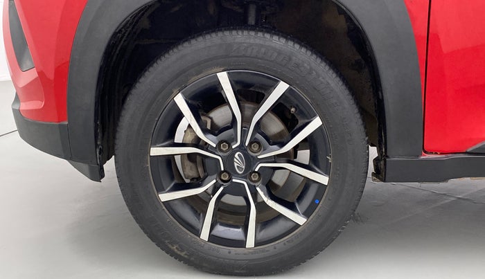 2019 Mahindra KUV 100 NXT K8 P 6 STR, Petrol, Manual, 57,454 km, Left Front Wheel