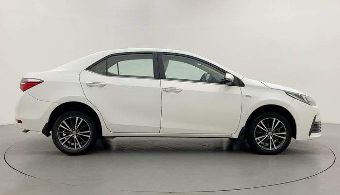 2018 Toyota Corolla Altis VL AT, Petrol, Automatic, 66,349 km, Right Side View