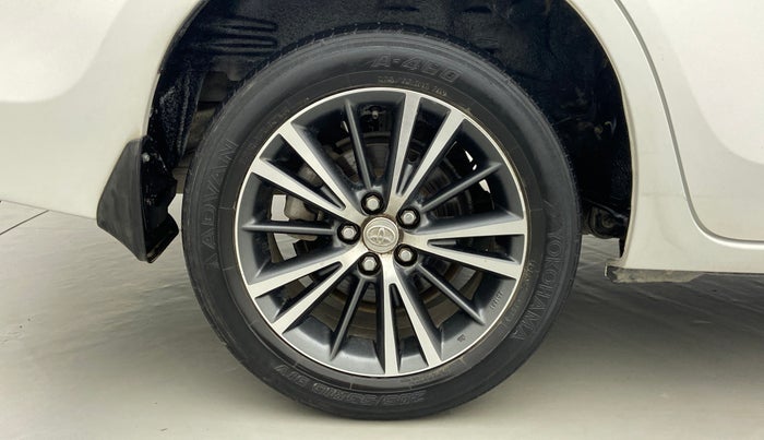 2018 Toyota Corolla Altis VL AT, Petrol, Automatic, 66,349 km, Right Rear Wheel
