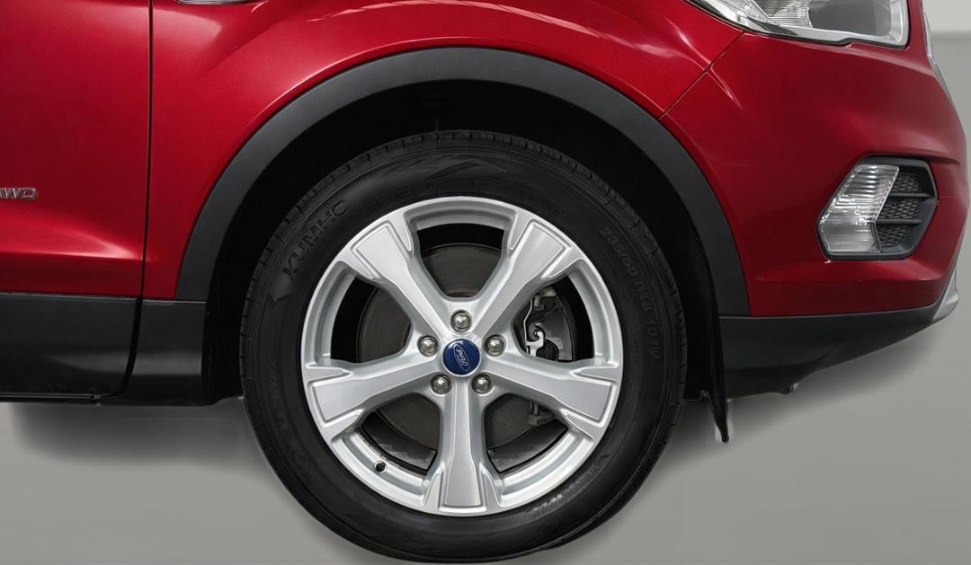 2017 Ford Escape Trend (AWD), Automatic, 67307 km, Right Front Wheel