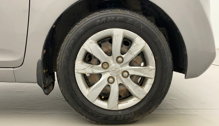 2013 Hyundai Eon MAGNA +, Petrol, Manual, 99,989 km, Right Front Wheel