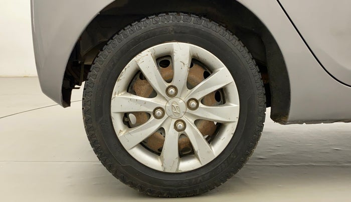 2013 Hyundai Eon MAGNA +, Petrol, Manual, 99,989 km, Right Rear Wheel